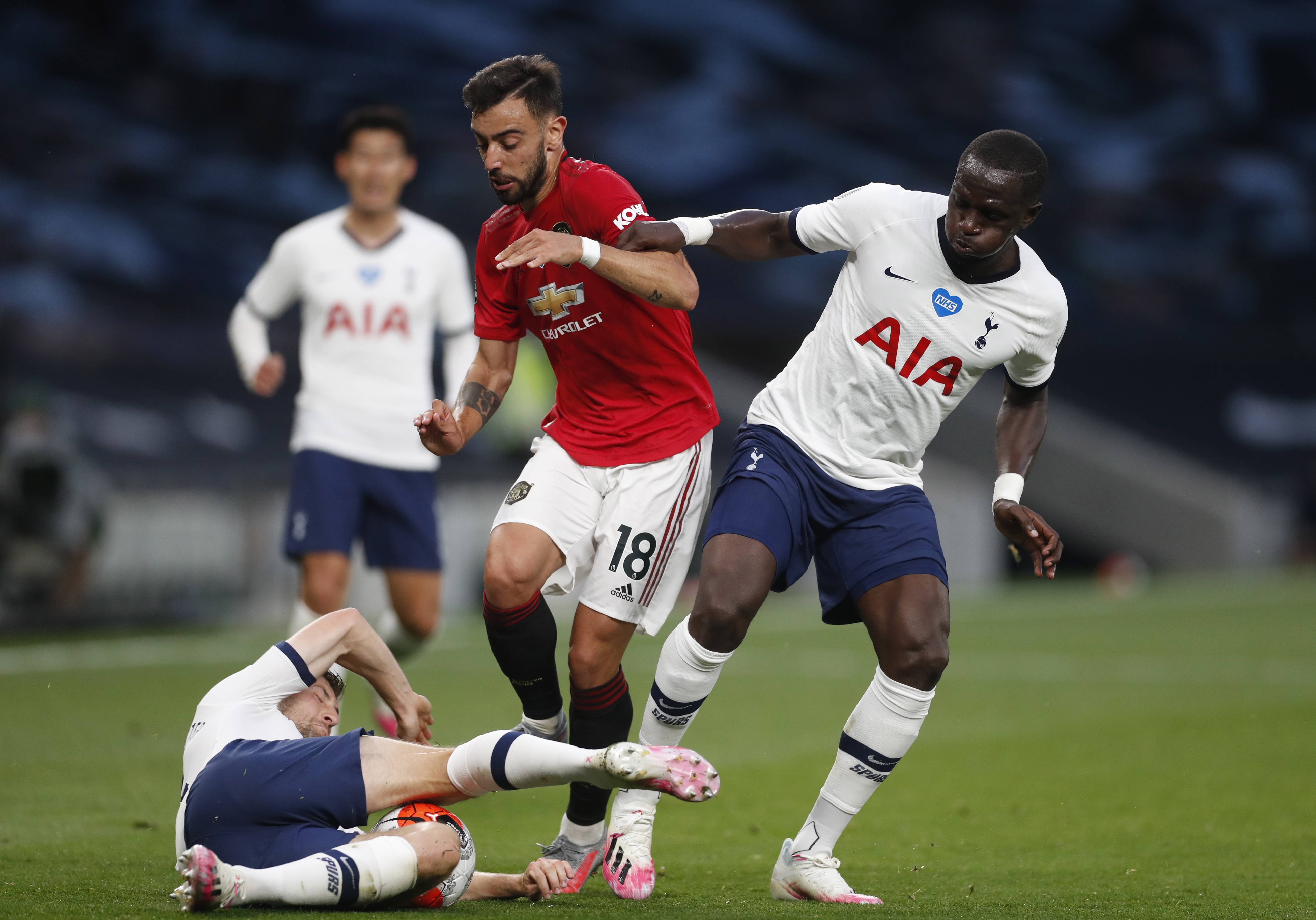 荣誉而拼搏 荣誉而拼搏